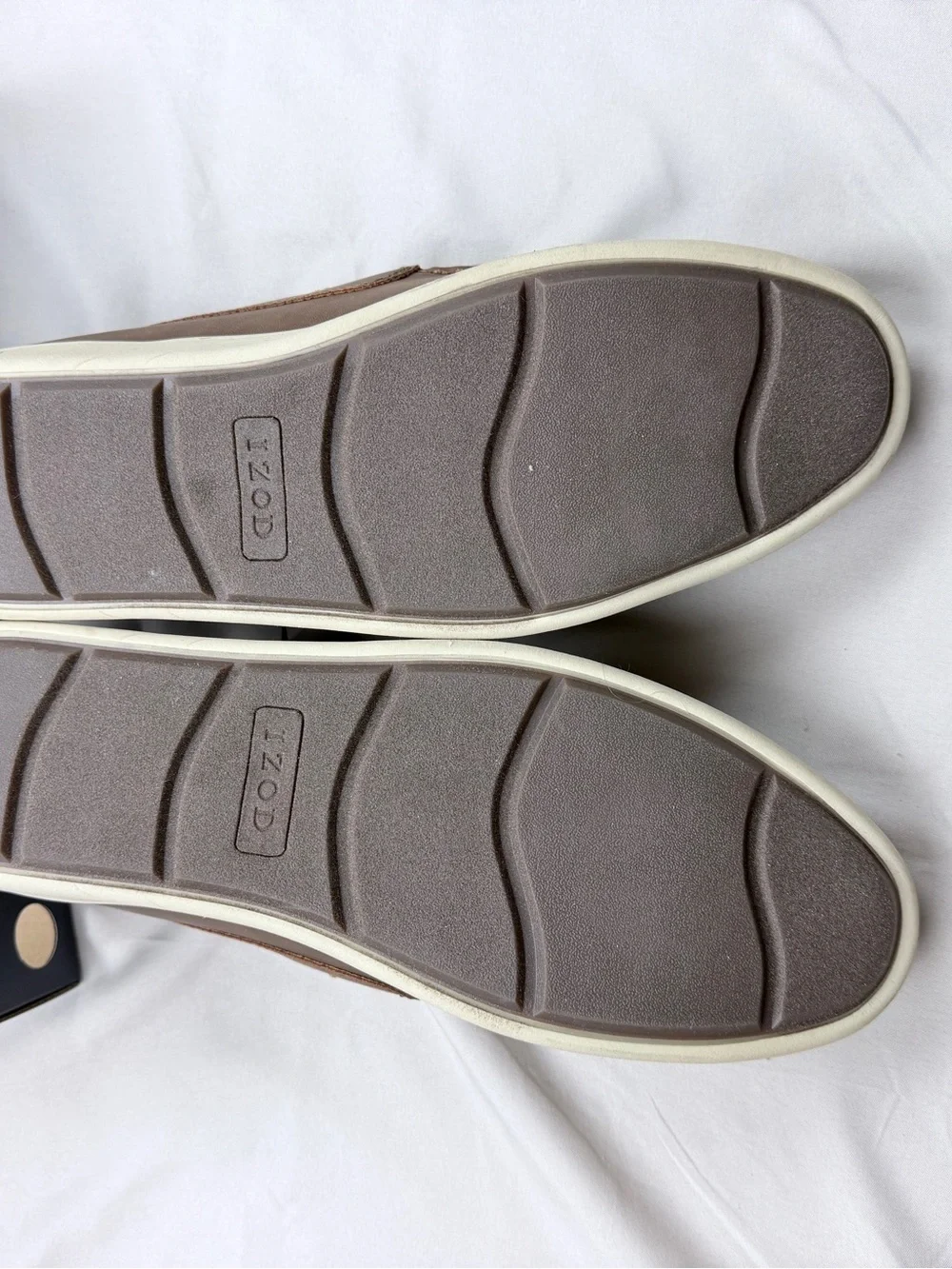 Men's Izod Casual Slip-On Shoes in Brown - Comfortable Everyday Style